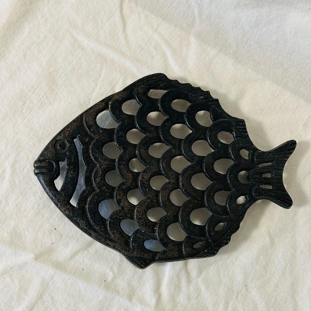 ! Vintage Cast Iron Trivet, Fish, mid 1960’s to 1970’s style, Lake House Decor